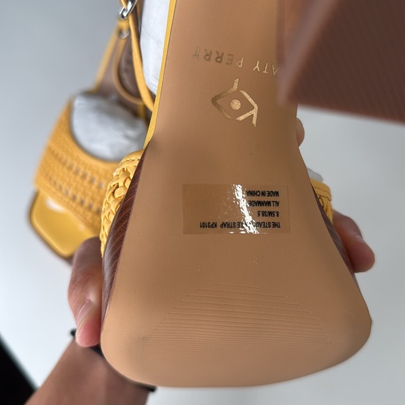 Katy Perry the steady ankle strap heels size 8.5M in pineapple wicker new in box - Picture 8 of 14